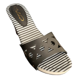 Deana Black on White Wedge